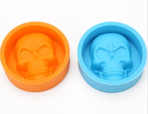 De bulk Kleine Dienbladen van het Grootte Miniijsblokje kiezen de Multikleuren van de Schedelvorm uit