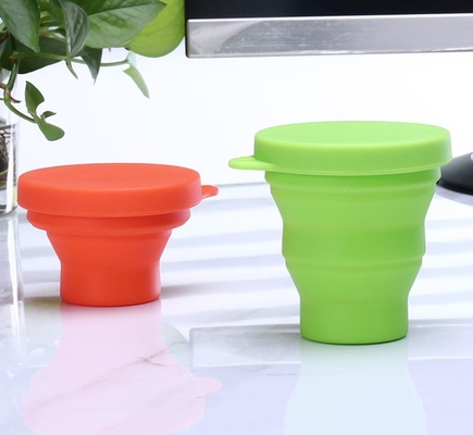 Van de het Voedselrang van BPA het Vrije Opvouwbare Silicone die kop in openlucht vouwen voor