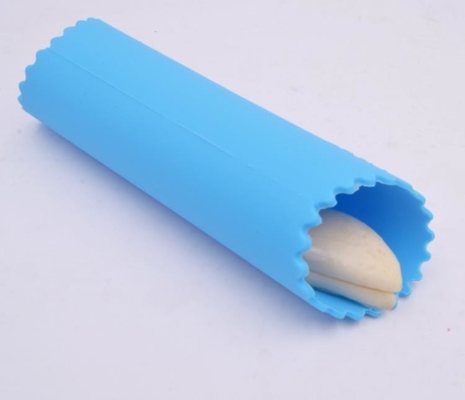 De kleurrijke van het het Knoflookschilmesje van het Siliconekeukengereedschap Lichtgewicht Gemakkelijke Verrichting
